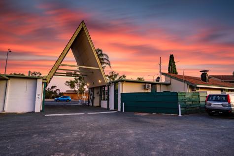 Located on Historical Hannan Street
- Hospitality Kalgoorlie SureStay Collection by Best Western