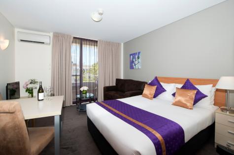 Studio
 - Park Regis Concierge Apartments â Cremorne