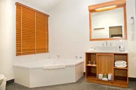 Bathroom
- Peppers Cradle Mountain Lodge